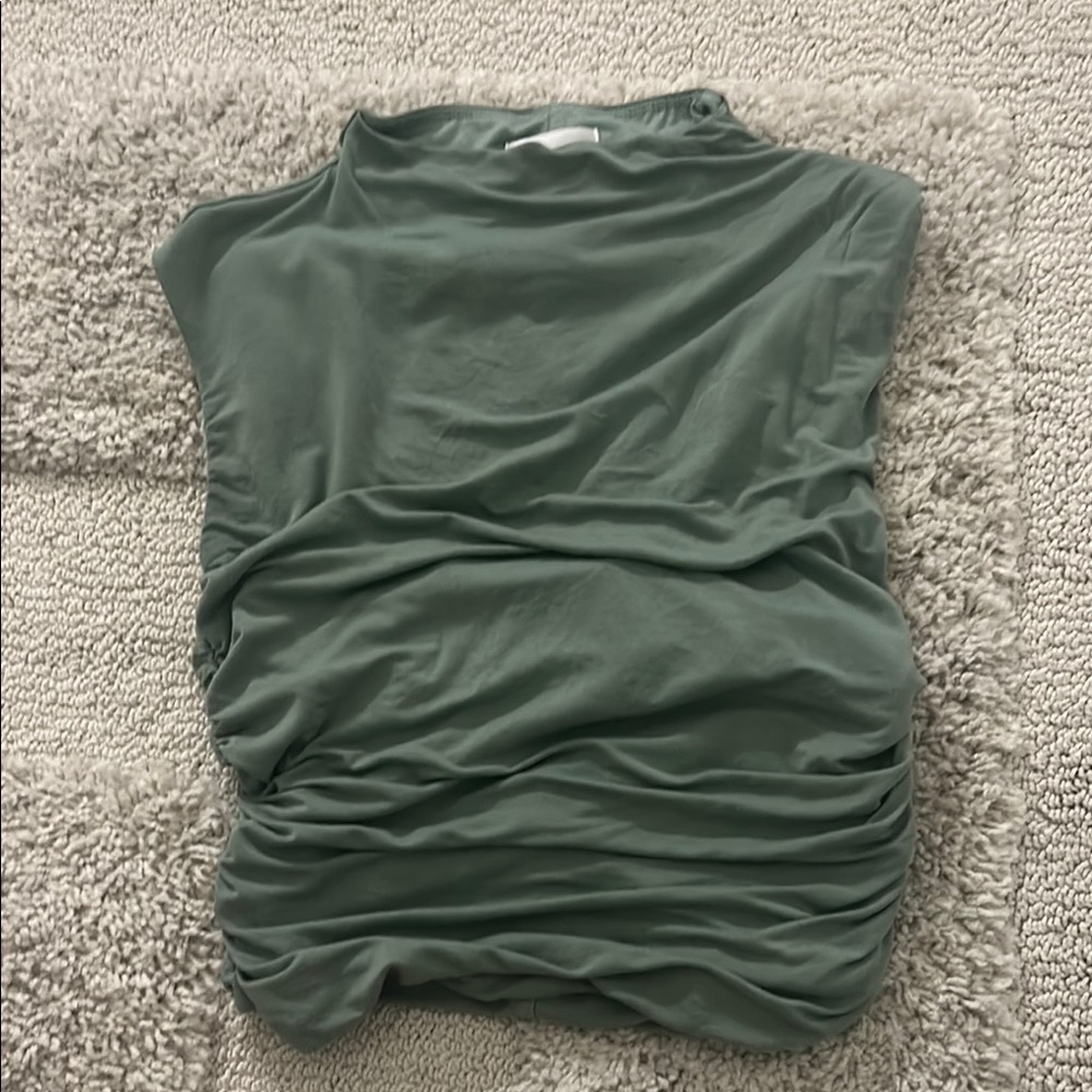Green scrunch top